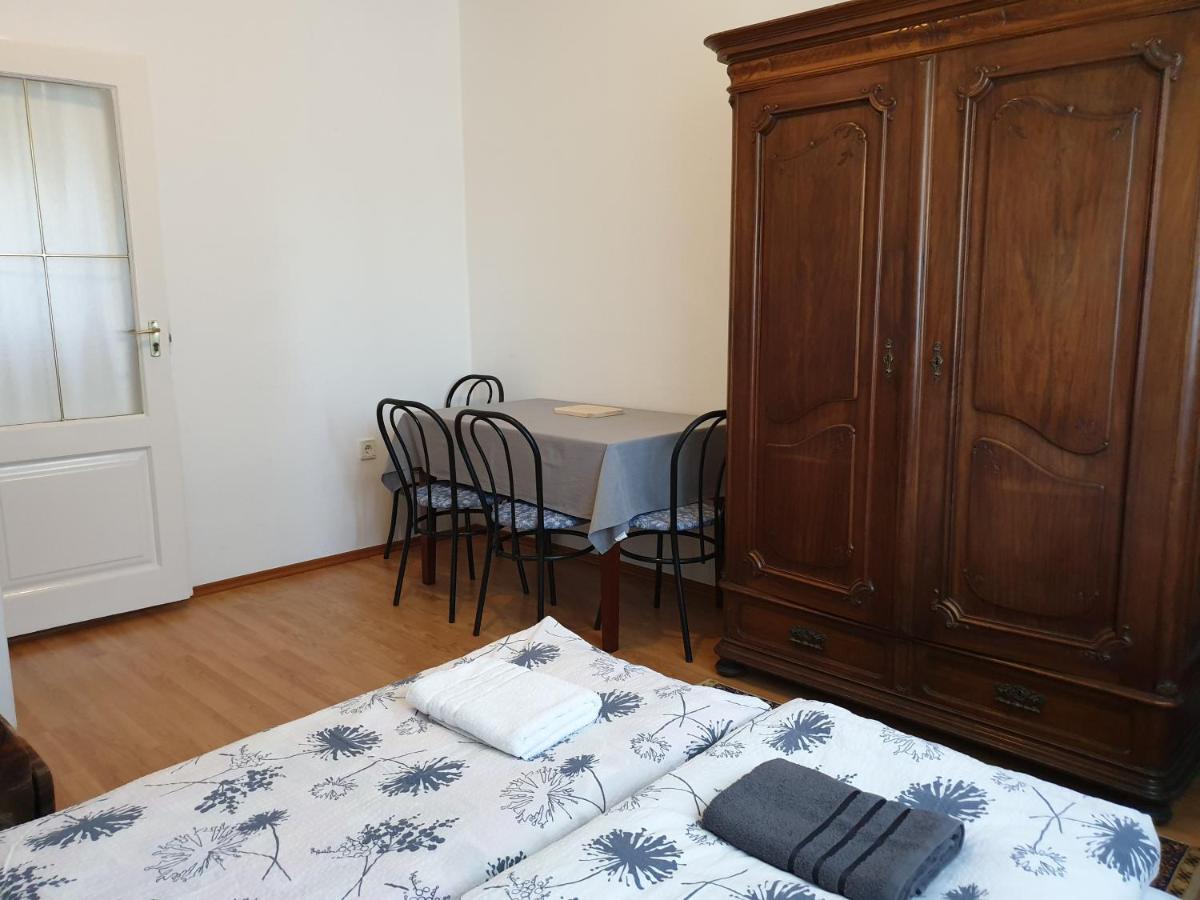 Fertodi Kuria Vendeghaz Hotell Eksteriør bilde